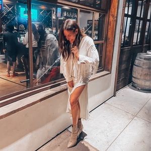 Animari satin skirt size Medium